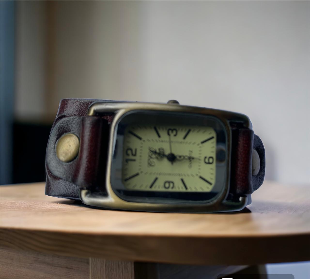 RELOJ RECTANGULAR
